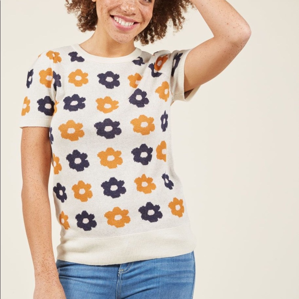 ModCloth Intarsia Sweater in Navy Retro Bloom, XS